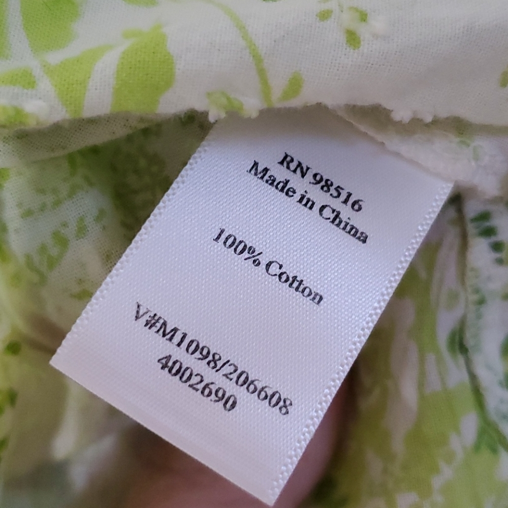 Coldwater Creek Green Floral Swiss Dot 3/4 Sleeve - Picture 3 of 11